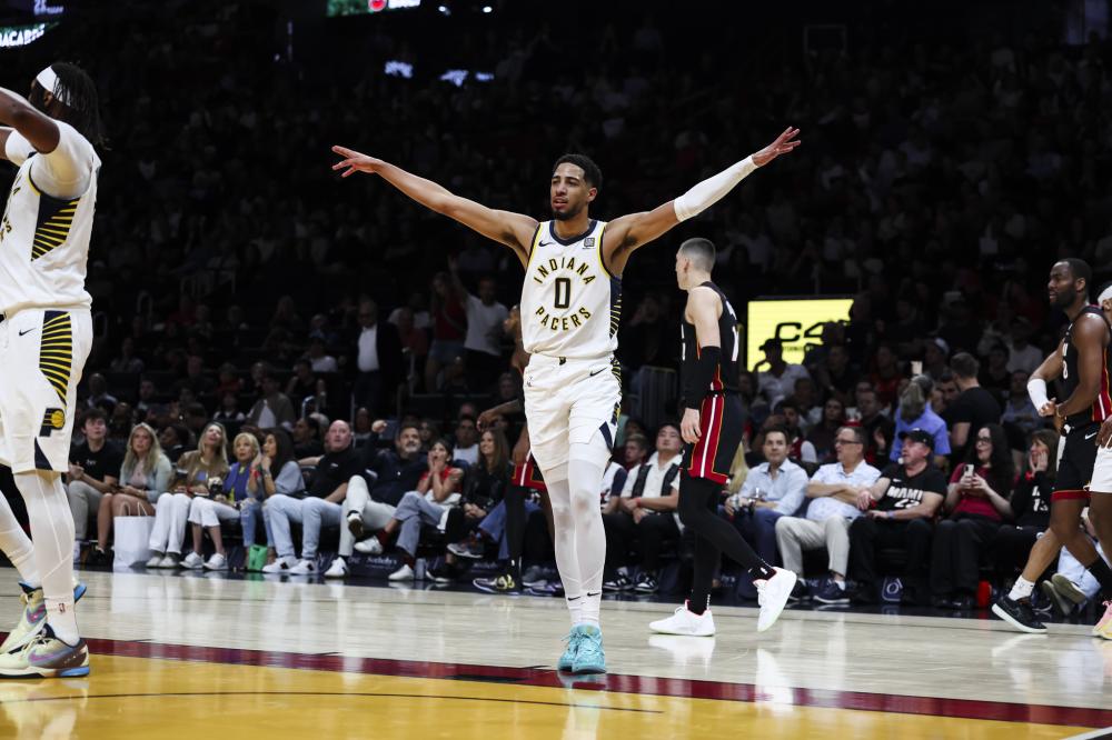 他亲自向当 他亲自向当