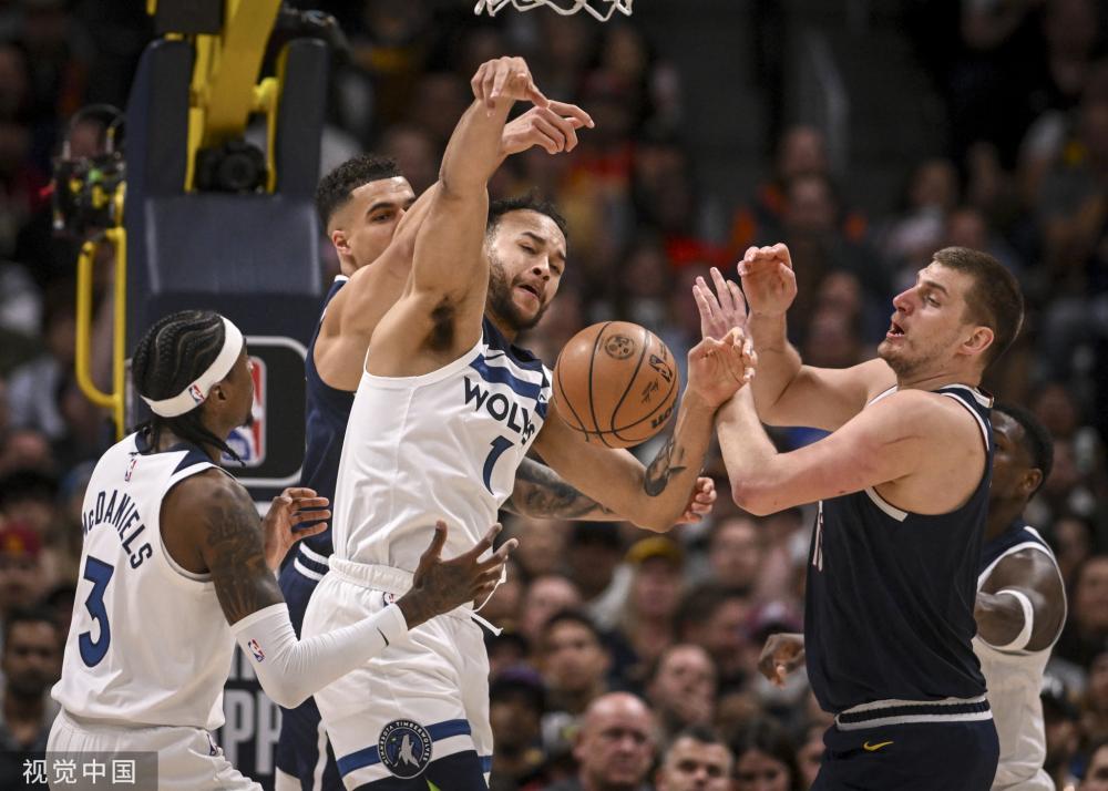 里揭示了双 里揭示了双